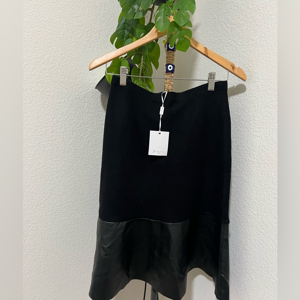 SIONI Milano Black Midi Skirt